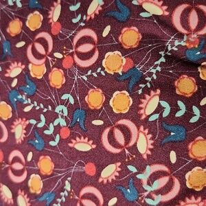 LULAROE LLR OS Patterned Buttery Soft Legging One Size floral
